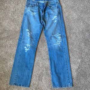 Men’s Distressed Jeans